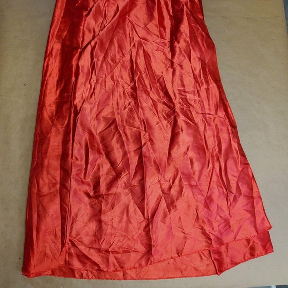 Seasons Cape Costume OS Red - Picture 4 of 5